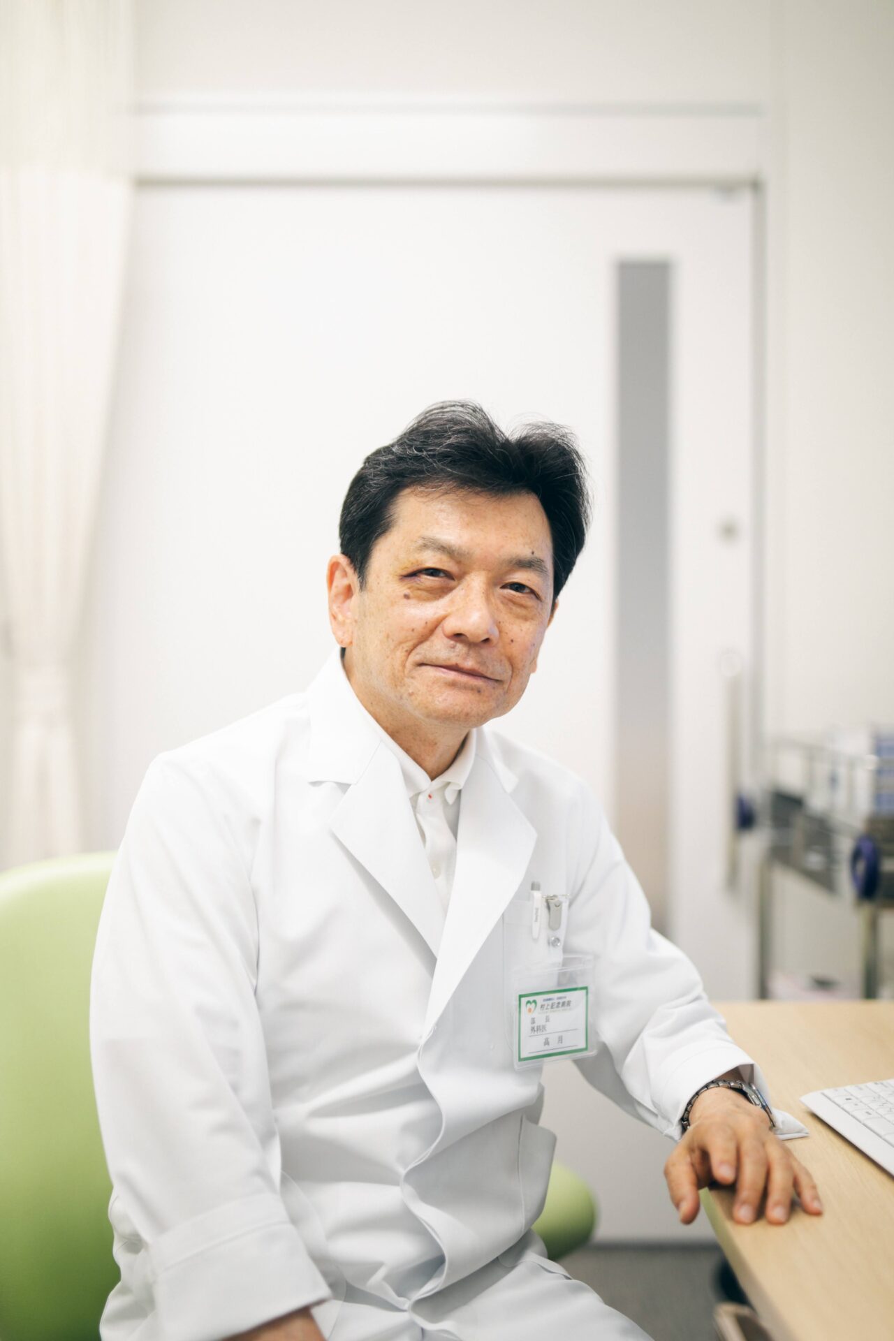 髙月　秀典